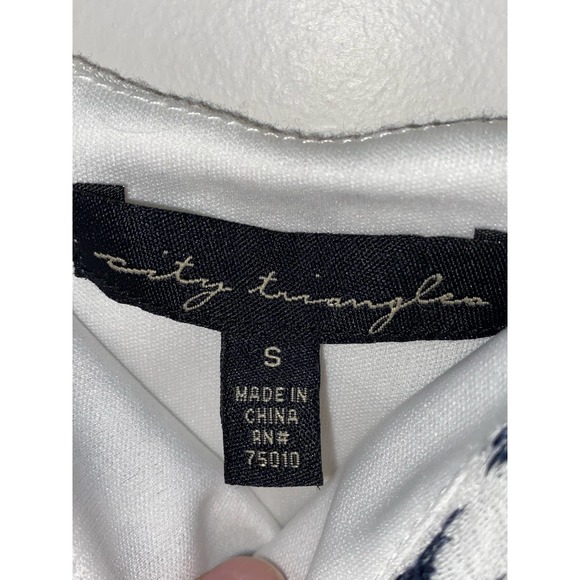 City Triangles White Jumpsuit with Red and Blue Pattern - Picture 2 of 5